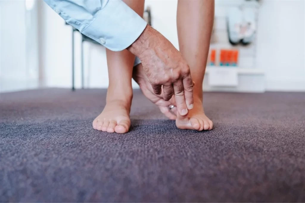 نحوه درمان صافی کف پا در نوجوانان